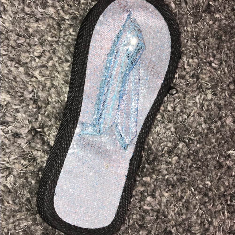 Sparkly sandal pencil case ✨